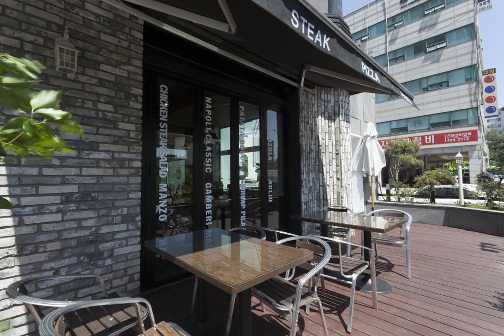 J-Top Hotel Siheung Extérieur photo